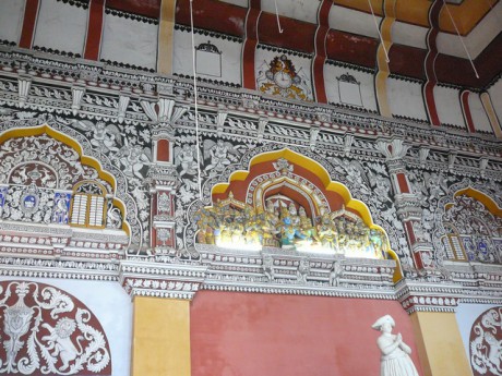 Výzdoba Maharádžův palác Thanjavur